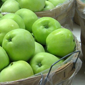 Green apples at the farmers market